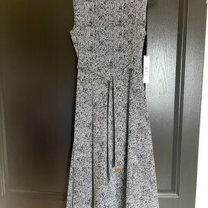 Calvin Klein Elegant Black and White Sleeveless Dress